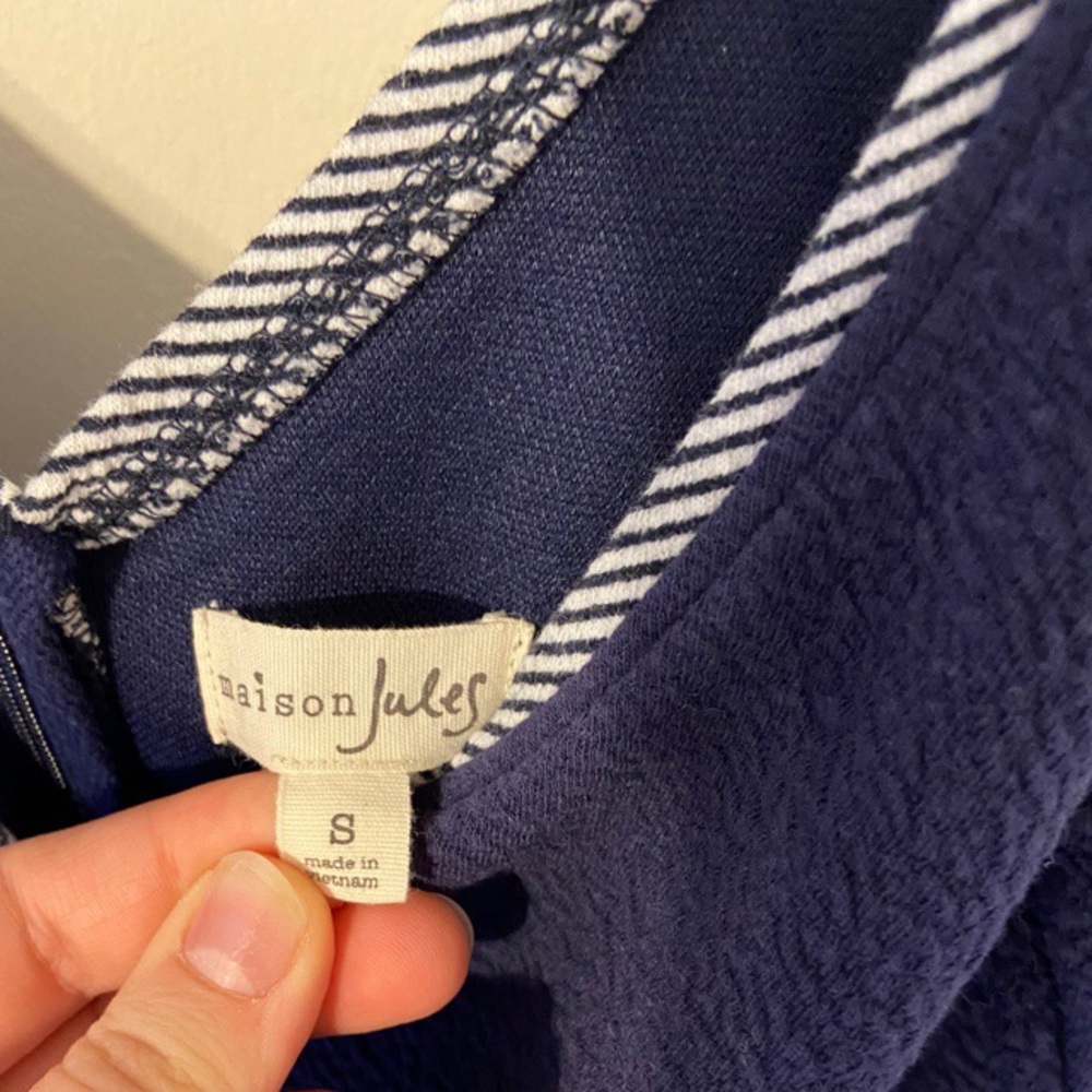 Maison Jules Junior’s Navy sailor inspired dress - Picture 3 of 3